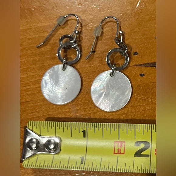 Lia Sophia Earrings - Picture 2 of 2